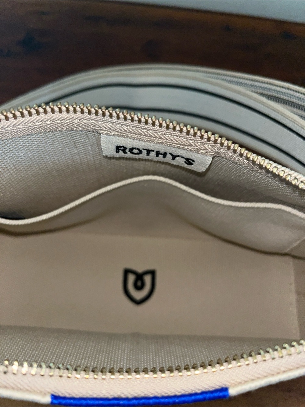 Rothty’s Crossbody Casual Bag, Tan, Adjustable Strap - Picture 3 of 5